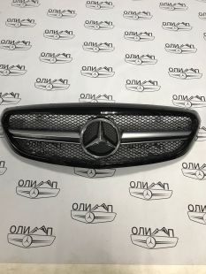 Решетка радиатора AMG 63 на Mercedes W205 классик 